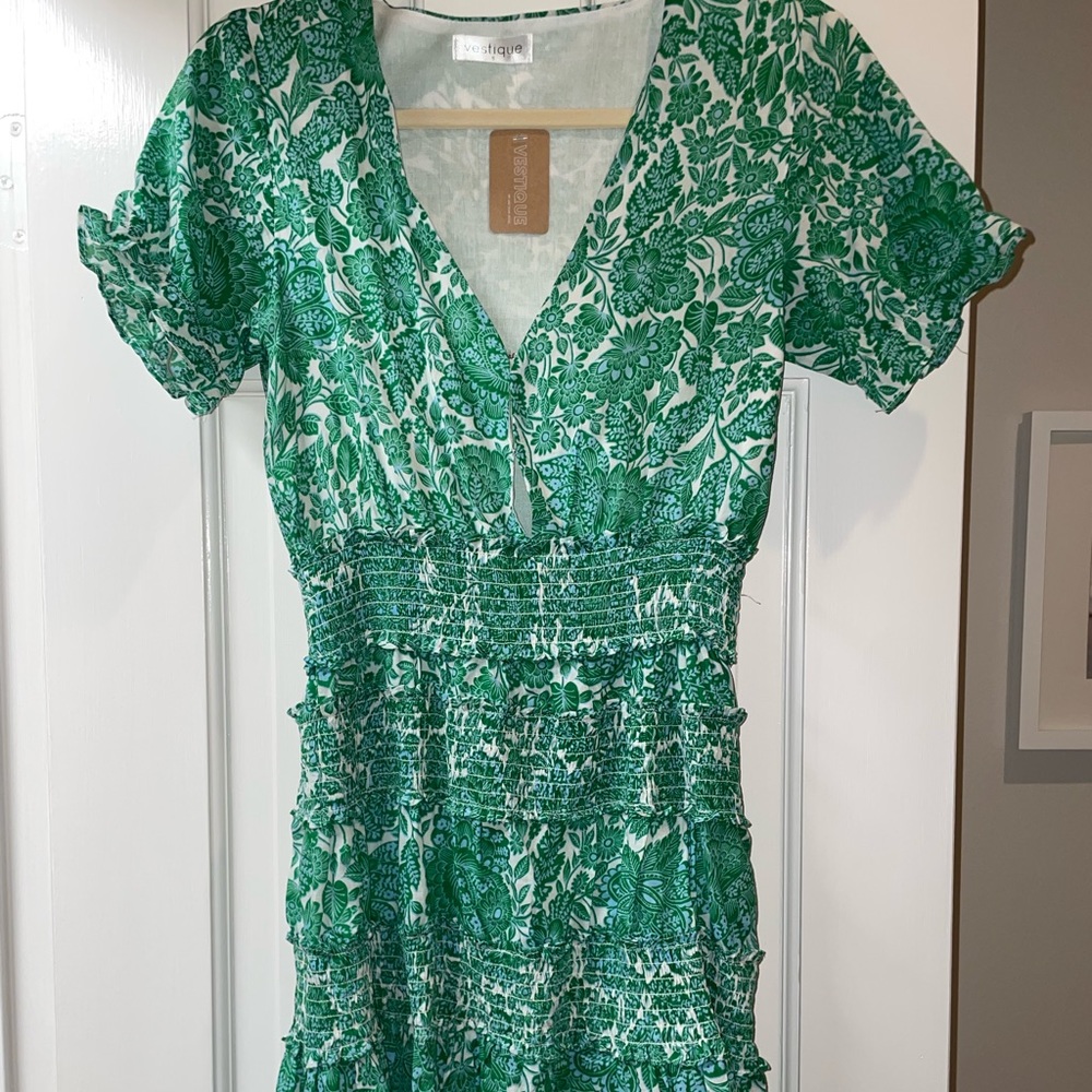Vestique green dress